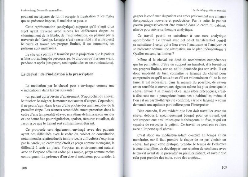 Le cheval-psy des oreilles sans oeillères